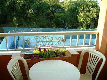 מוראיטיקה Anna Maria Studios And Apartments מראה חיצוני תמונה